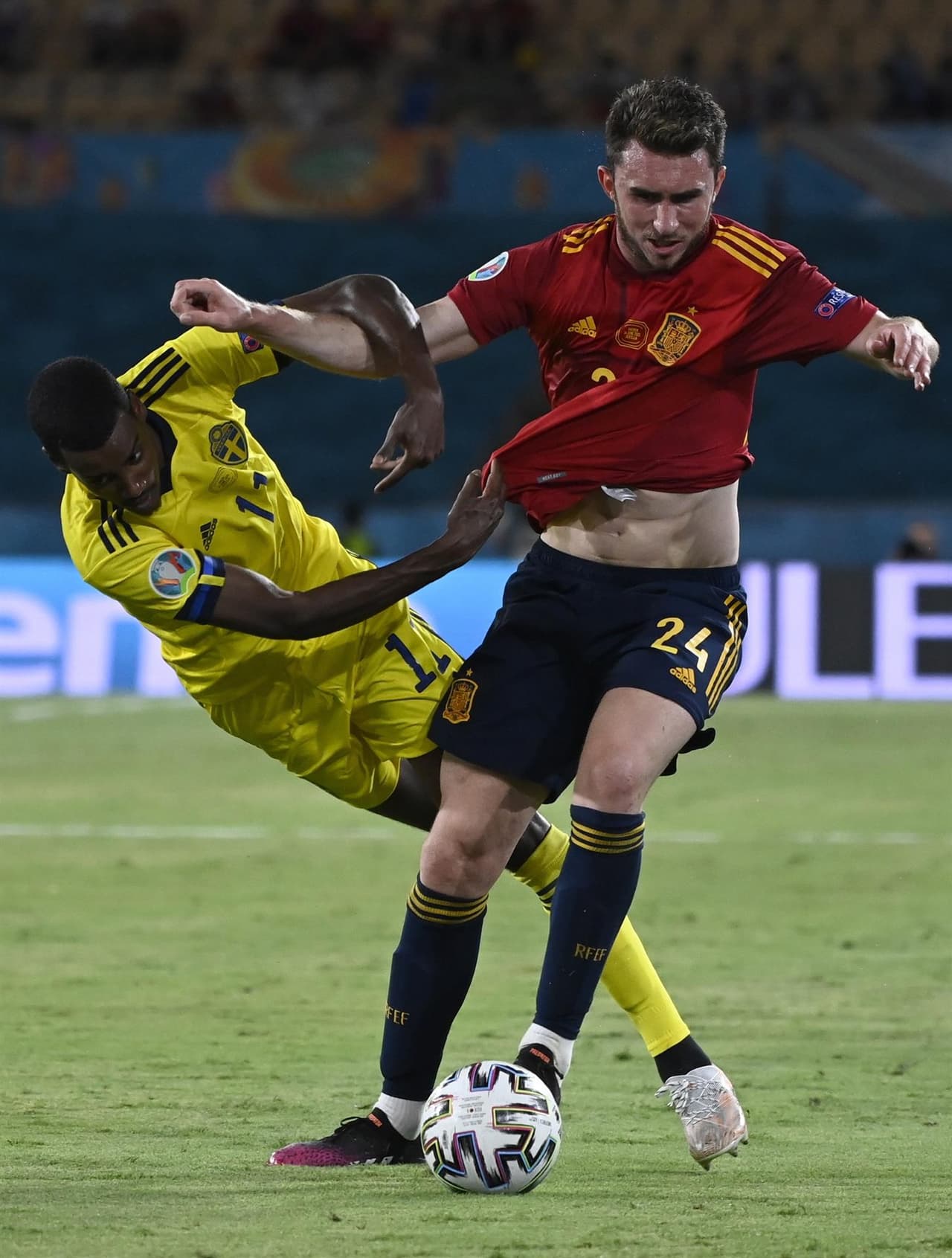 España y Suecia empatan durante su debut en la Euro 2020 con marcador de 0-0, en la Cartuja. El equipo local no logró definir ante los suecos y ambos equipos repartirán puntos dentro del Grupo E. Polonia es el próximo de los españoles, mientras que Eslovaquia se medirá ante Suecia el viernes.