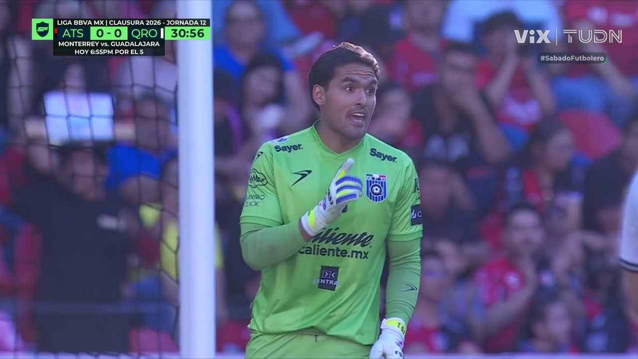 ¡El atajadón de José Hernández con el que se salva Querétaro vs. Atlas!
