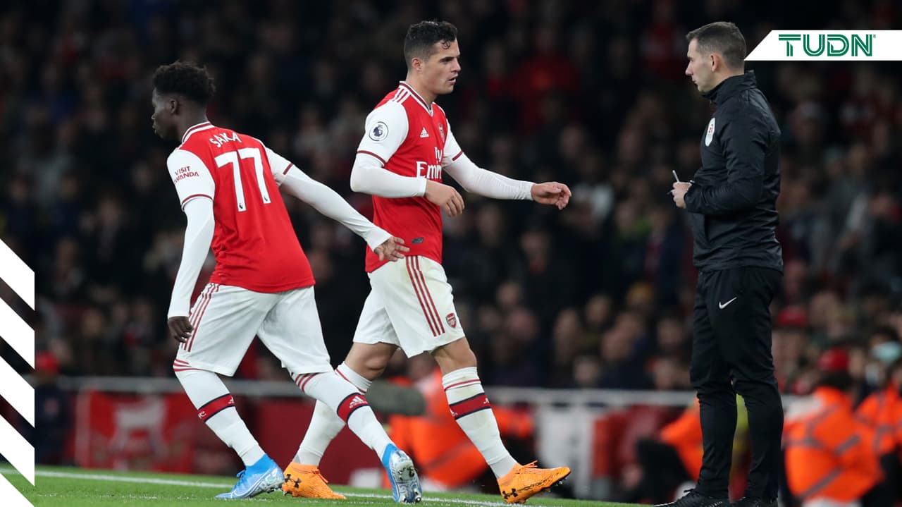 Granit Xhaka ofrece disculpas a aficionados del Arsenal