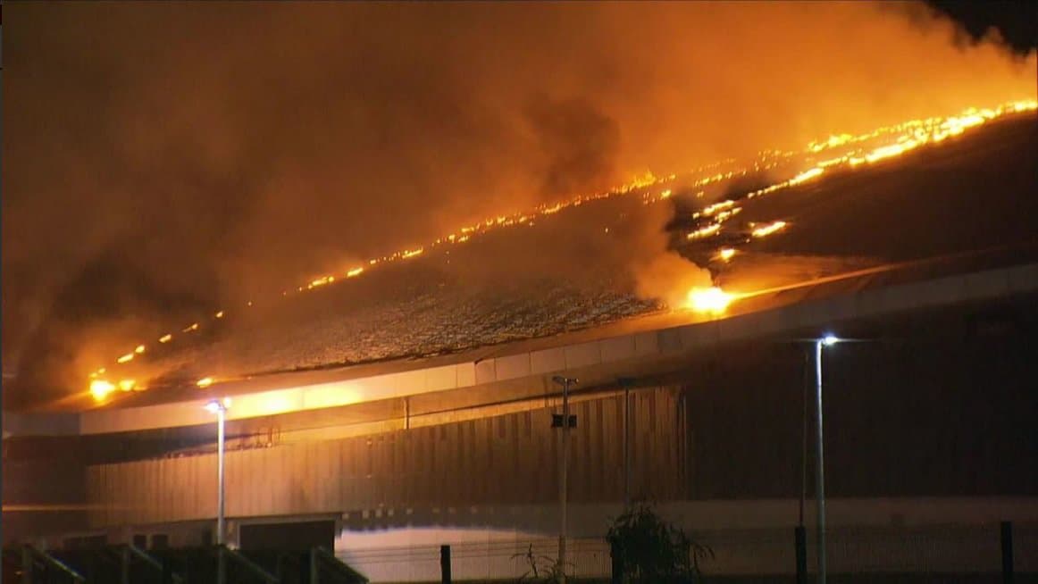 Un incendio destruye tejado de velódromo usado en los Juegos Olímpicos de Río