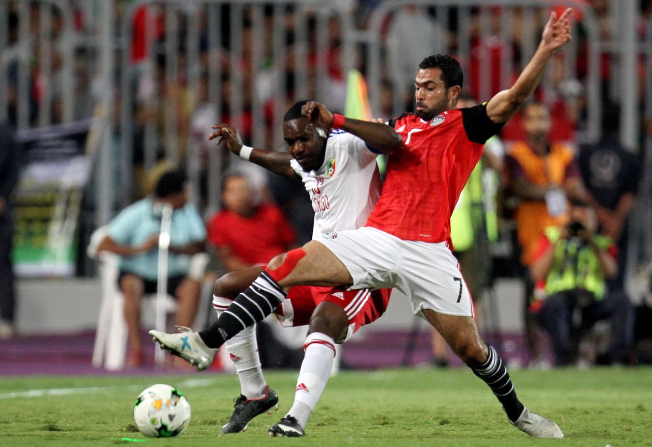 <b>Defensas:</b> Ahmed Fathi (Al Ahly)