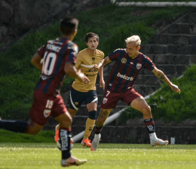 ‘Hobbit’ Bermúdez vuelve al Atlante y hace gol a Pumas