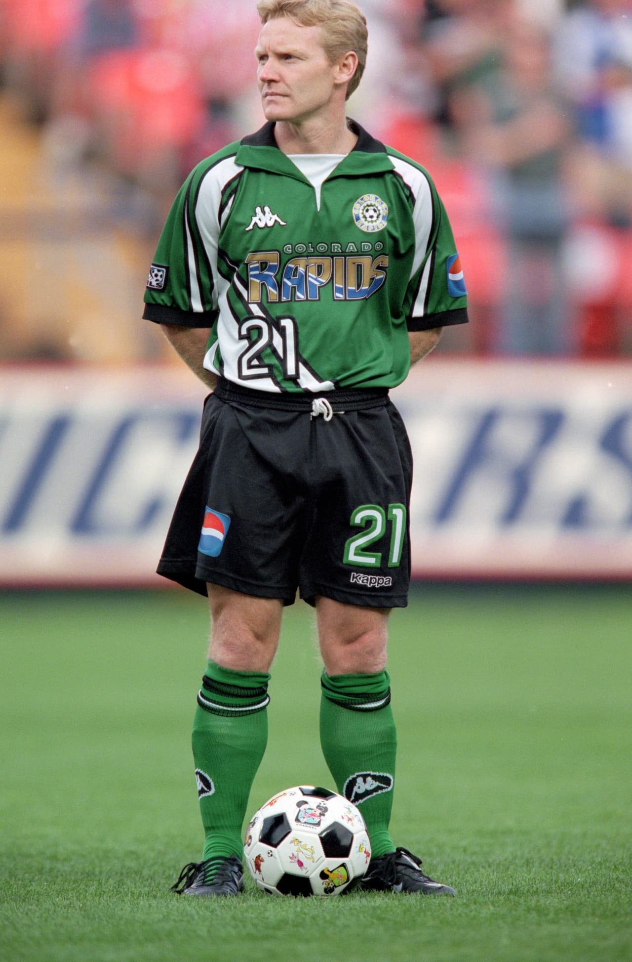 Paul Dougherty - Colorado Rapids. El inglés de apenas 1,60 metros batalló en el mediocampo defendiendo en cuatro años las camisetas de Tampa Bay Mutiny, Chicago Fire, NY Metrostars y Colorado Rapids.