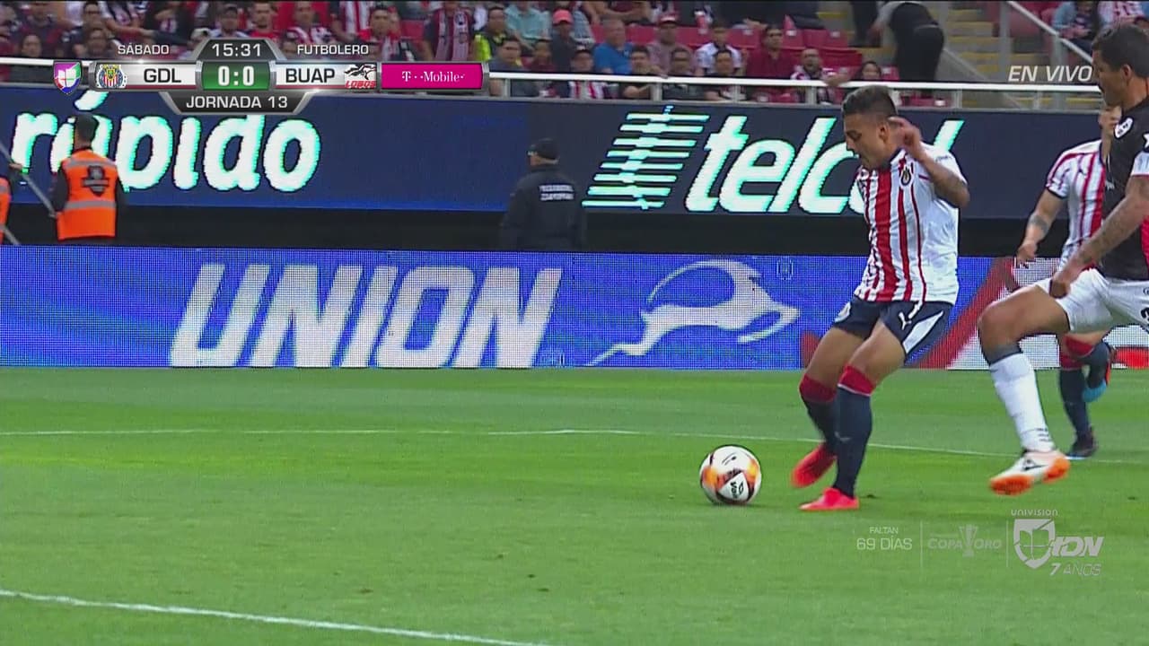 ¡Qué cerca! Vega sacó disparo que pasó apenas abierto