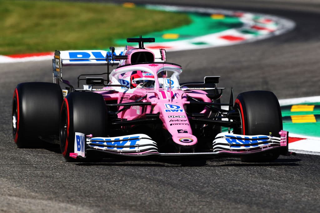 Verstappen, Norris, Ricciardo, Stroll, Albon, Gasly, Kvyat, Ocon, Leclerc, Raikkonen, Magnussen, Grosjean, Vettel, Giovinazzi, Russell y Latifi completan la parrilla de salida.