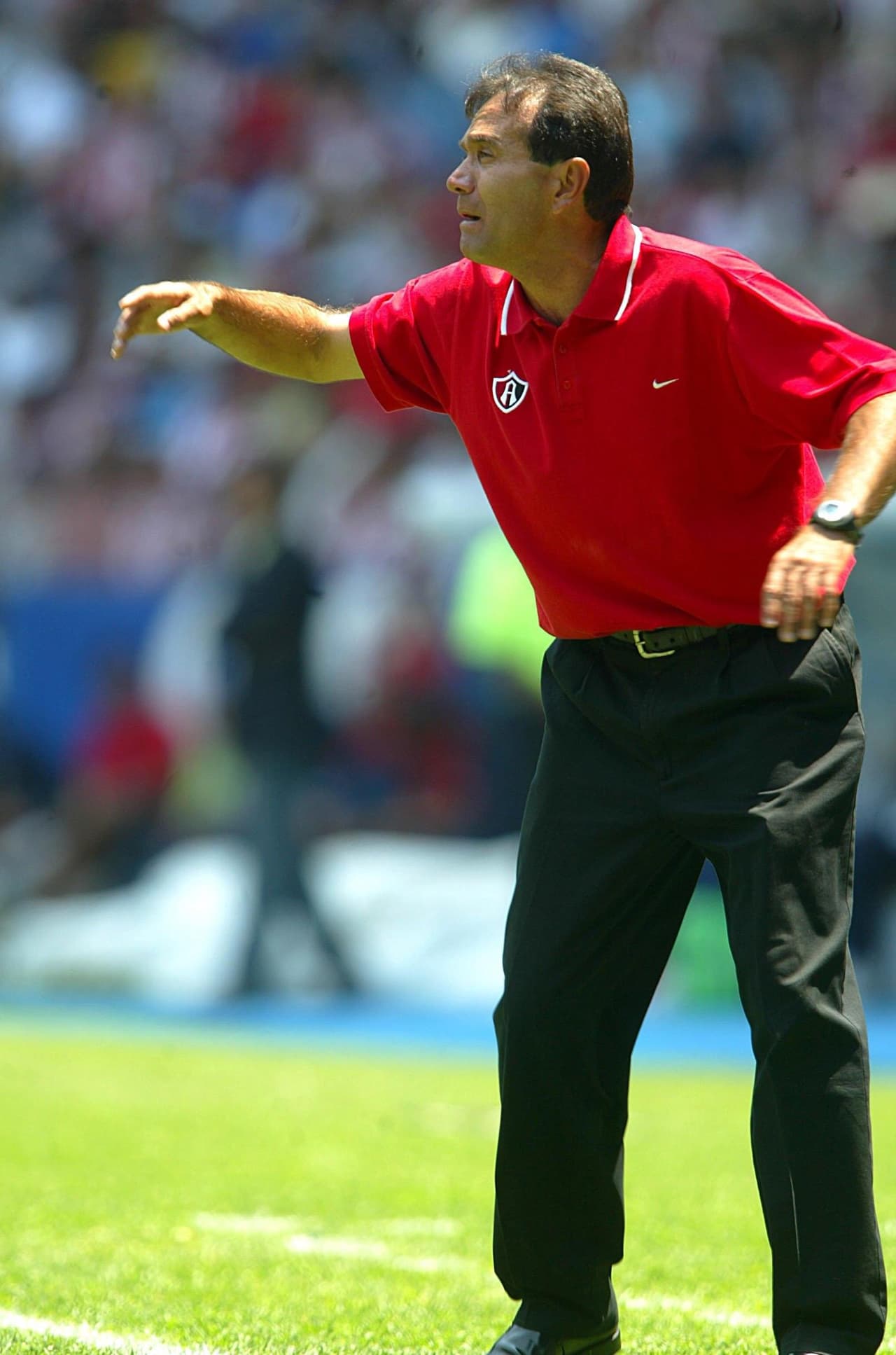 Fernando Quirarte también jugó y dirigió en ambos bandos del Clásico Tapatío. En 1973 debutó como jugador con el Rebaño y en el 2011 llegó como entrenador. Por su parte, a los Zorros se unió en 1987 como futbolista y en el 2002 como estratega.