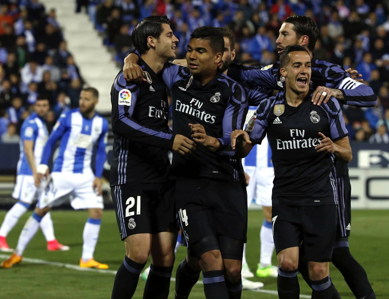 Sin la BBC aprovechó su oportunidad para responder con goles Morata, que firmaba su doblete con un bonito derechazo a pase de Kovacic al minuto 23.