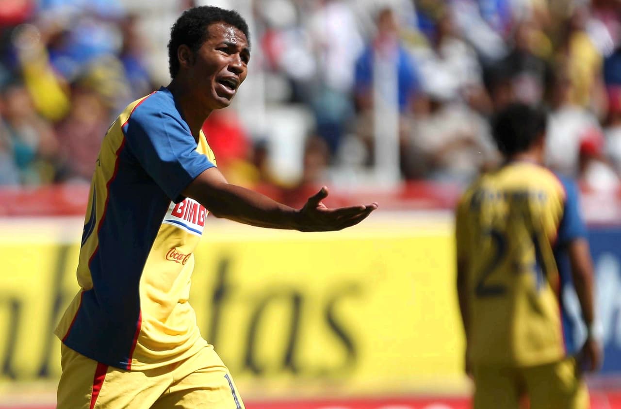 <b>Edoardo Isella - </b>El defensor, con raíces hondureñas, jugó en el 2004 con Cruz Azul y en el 2007 llegó al América.