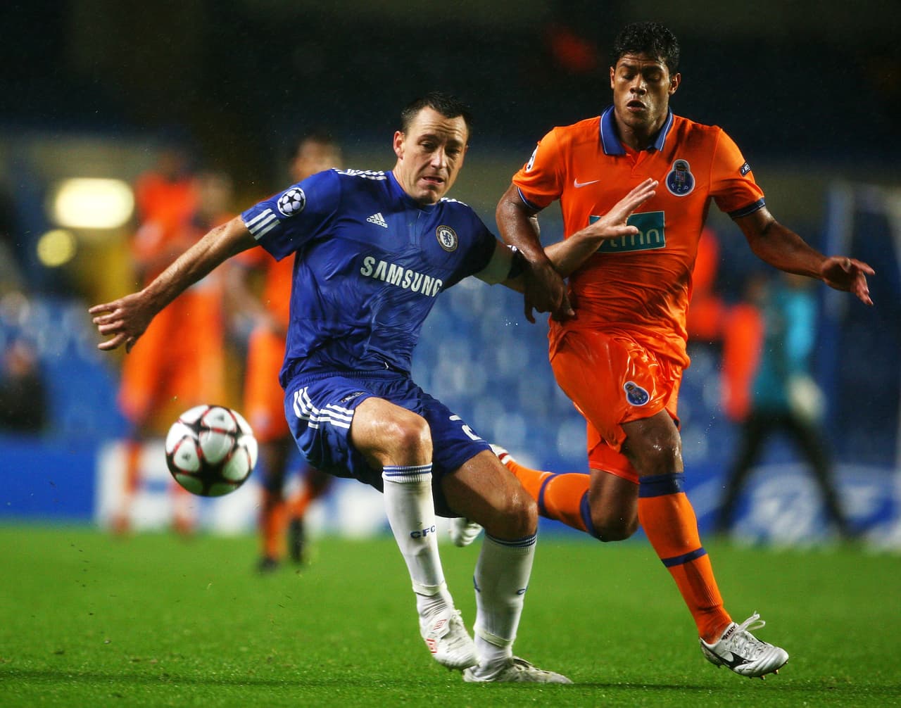 El favoritismo de 'Blues' y 'Dragones' en el grupo G podría ser amenazado por el Dinamo de Kiev de Sergei Rebrov, en un sector que se completa otro nuevo en la competencia, el Maccabi Tel Aviv de Israel.