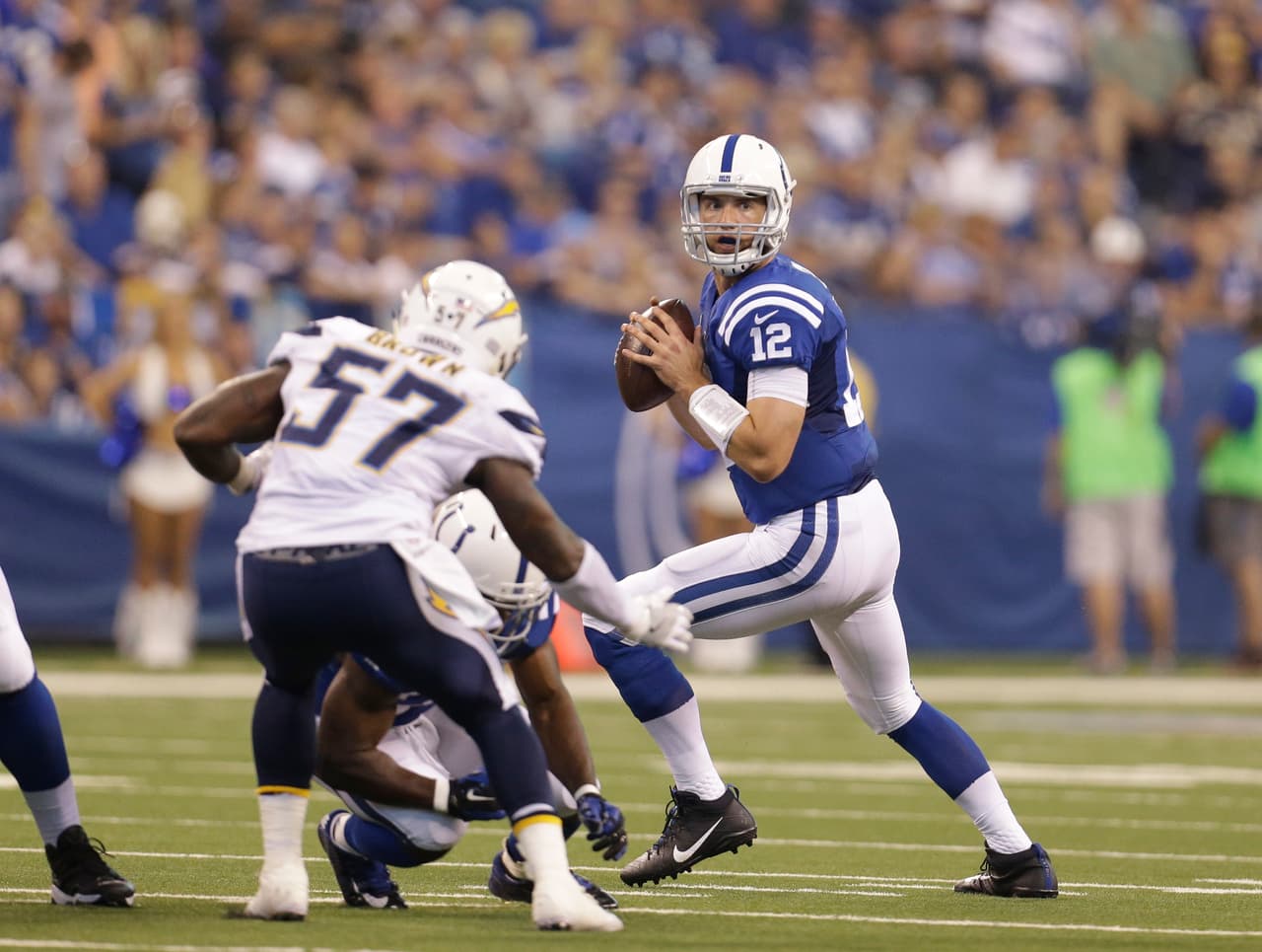 Indianapolis Colts' Andrew Luck (12) looks to throw during the first half of an NFL football game against the San Diego Chargers, Sunday, Sept. 25, 2016, in Indianapolis. (AP Photo/AJ Mast)