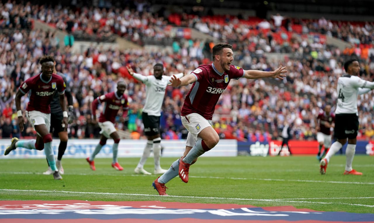 Aston Villa selló su regreso a la Premier League tres años después, tras derrotar 2-1 al Derby County en los Playoffs de la Championship en Wembley. Acompañará al Nowich City y al Sheffield United, que ascendieron directamente.