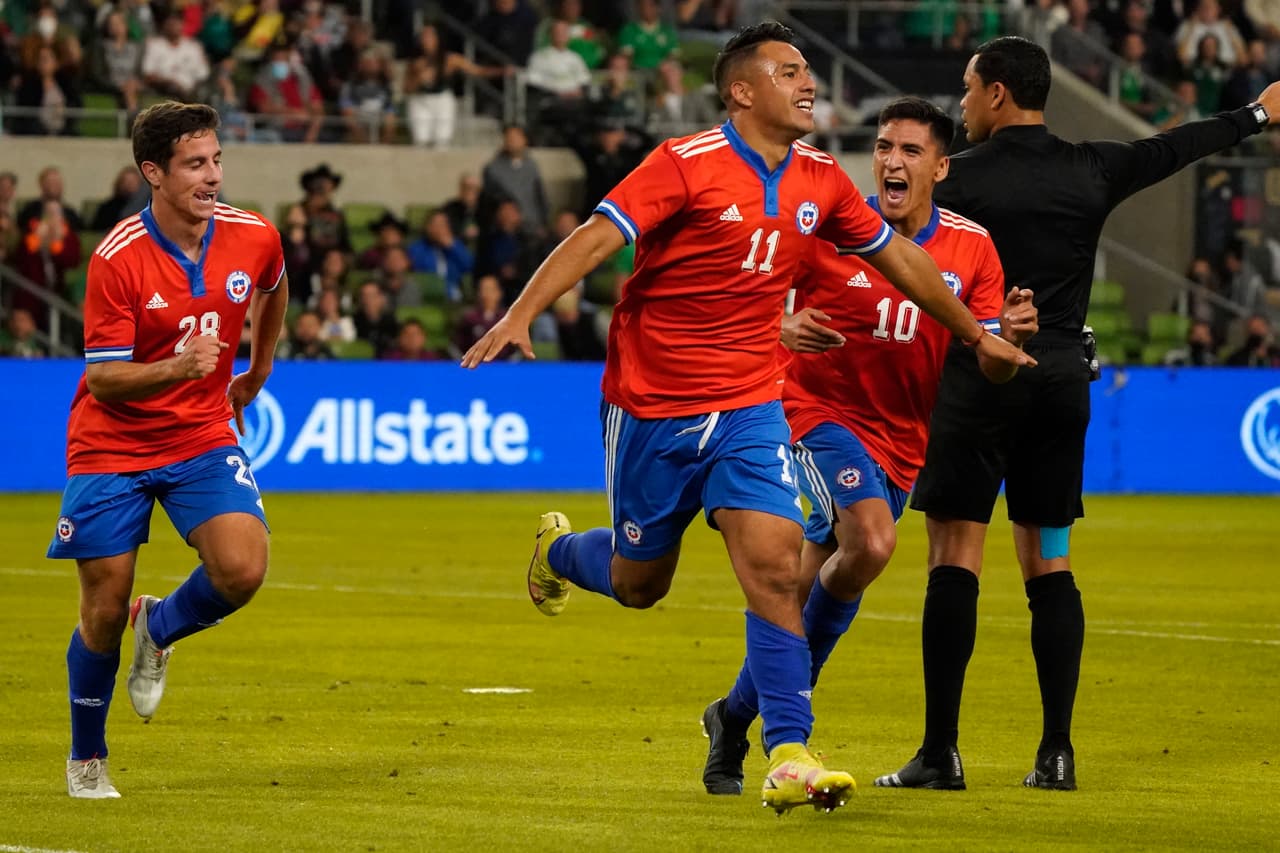 Cruz Azul cerró el fichaje de Iván Morales y tiene nuevo goleador