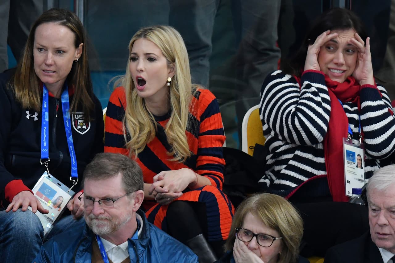 La hermosa Ivanka Trump, hija del presidente de Estados Unidos, Donald Trump, fue centro de atención en Pyeongchang 2018, donde brilló por su belleza y buen ánimo como espectadora y con los atletas.