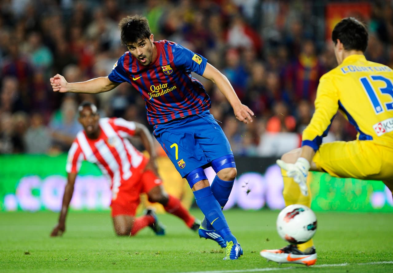 David Villa, Joao Miranda –autogol– y un triplete de Lionel Messi sentenciaron el 5-0 a favor del Barça ante un débil Atlético que vivía momentos confusos con Gregorio Manzano como entrenador.