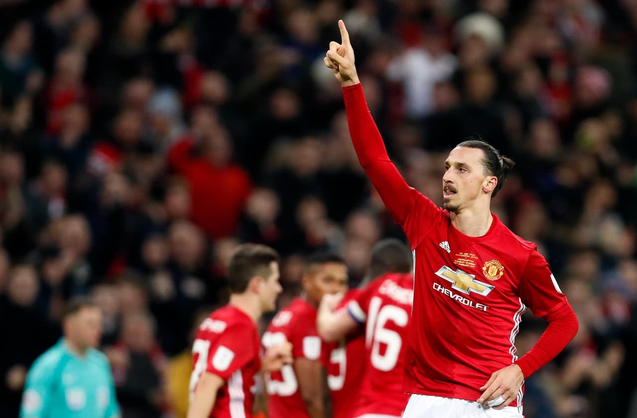 Zlatan Ibrahimovic del Manchester United tras marcar el gol para la victoria 3-2 ante Southampton en la final de la Copa de la Liga inglesa en el estadio Wembley, el domingo 26 de febrero de 2017. (AP Foto/Kirsty Wigglesworth)