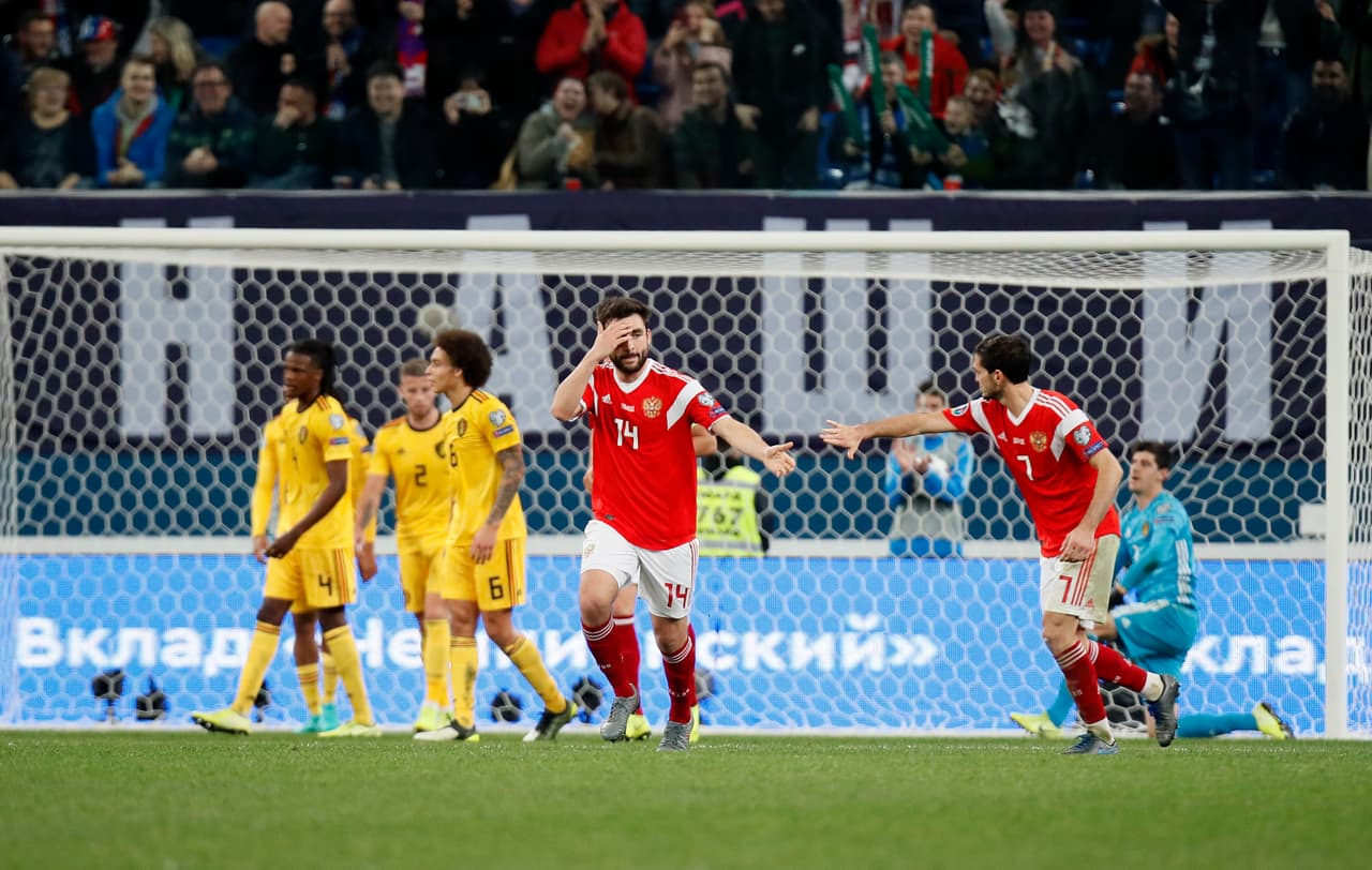 Thorgan Hazard (19’), Eden Hazard (33’, 40’) y Lukaku (72’) anotaron por los visitantes. Dzhikia (79’) anotó el descuento.