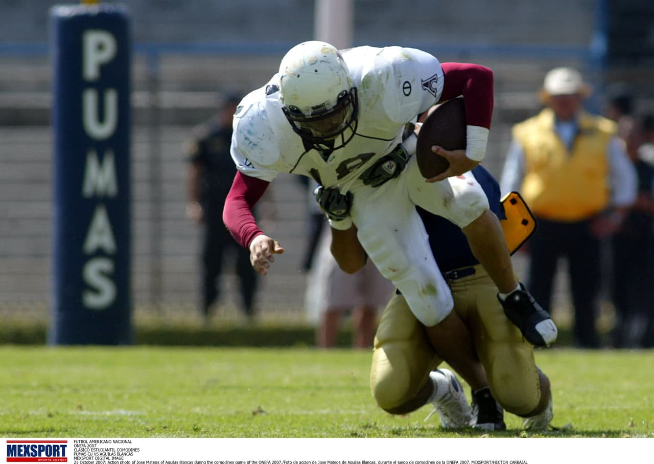 Aunque su primer partido fue en 1936 con victoria para los de IPN, desde 1998 los Pumas UNAM llevan la batuta con 10 victorias por sólo 6 de parte de los del Casco de Santo Tomás. Para jugarse ante sus aficionados, volverán a enfrentarse en el Estadio Azul, un territorio neutral que beneficiará al espectáculo y permitirá la asistencia de más público.