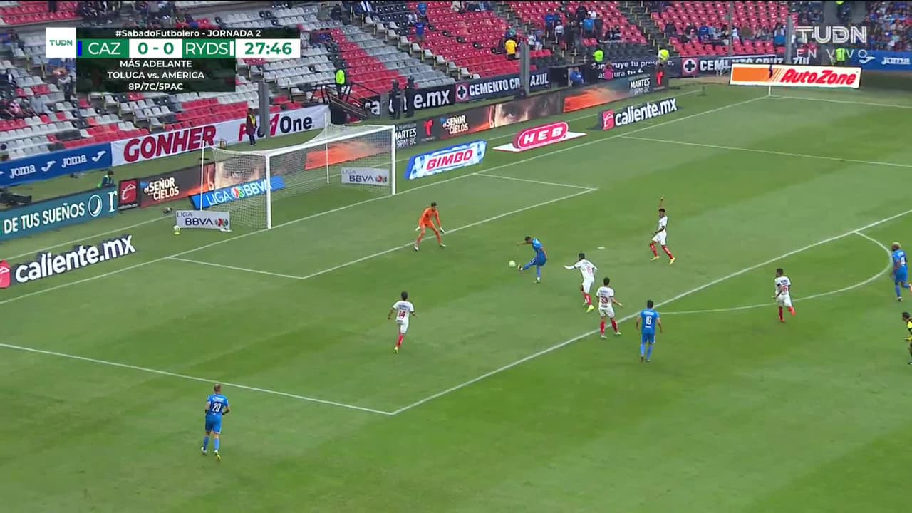 ¡GOOOL! Uriel Antuna anota para Cruz Azul.