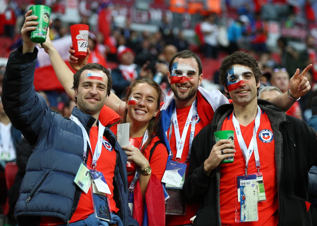 Donde grupos de amigos también aprovecharon para continuar con su travesía por Rusia siguiendo a La Roja.