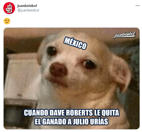 Tras la decisión del Manager de los Dodgers, Dave Roberts, de sacar al mexicano Julio Urias iniciando la quinta entrada, las redes sociales se incendiarion y reaccionaron de esta forma.