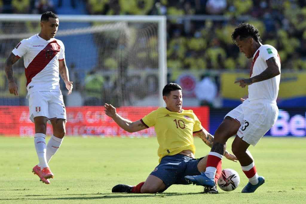 Edinson Flores es el hombre del día para Perú ya que marcó el tanto que les dio la victoria 0-1 sobre Colombia.