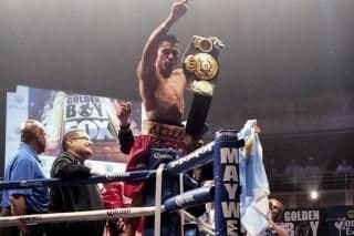 Jesús Cuellar conservó el título interino pluma de la AMB