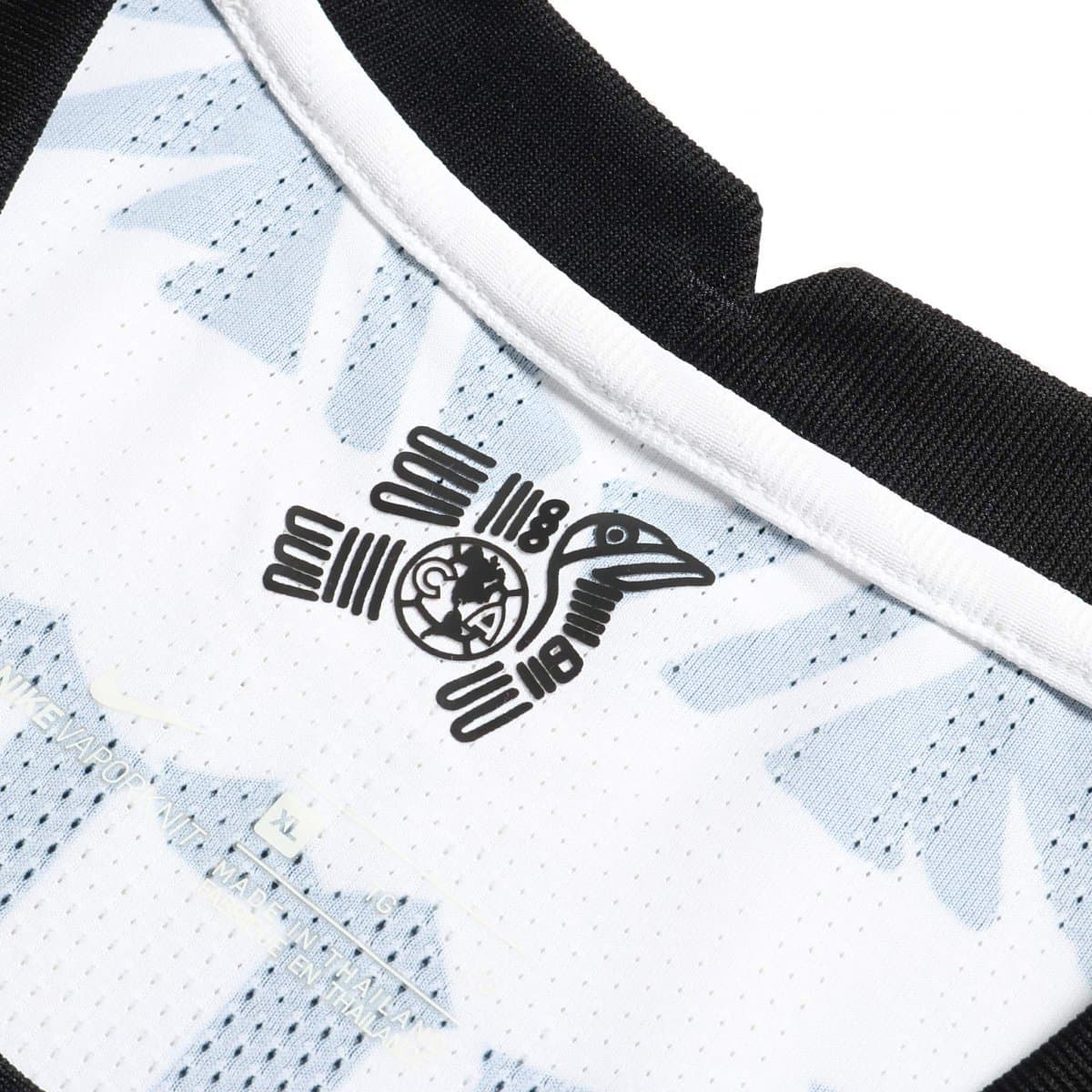 Las Águilas del América presentaron su tercer uniforma para la temporada 2021. La playera tiene motivos prehispánicos en blanco y negro, los cuales logran entrar en armonía con los patrocinadores plasmados en el jersey. La colección incluye pants y playeras complementarias al uniforme.