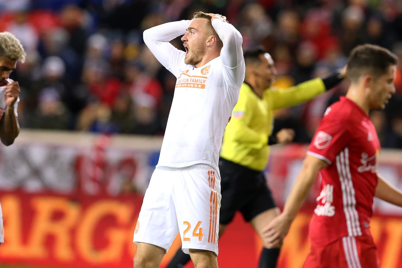 Gressel se lamentó una aproximación que hubiera representado la eliminatoria por el gol de visitante.