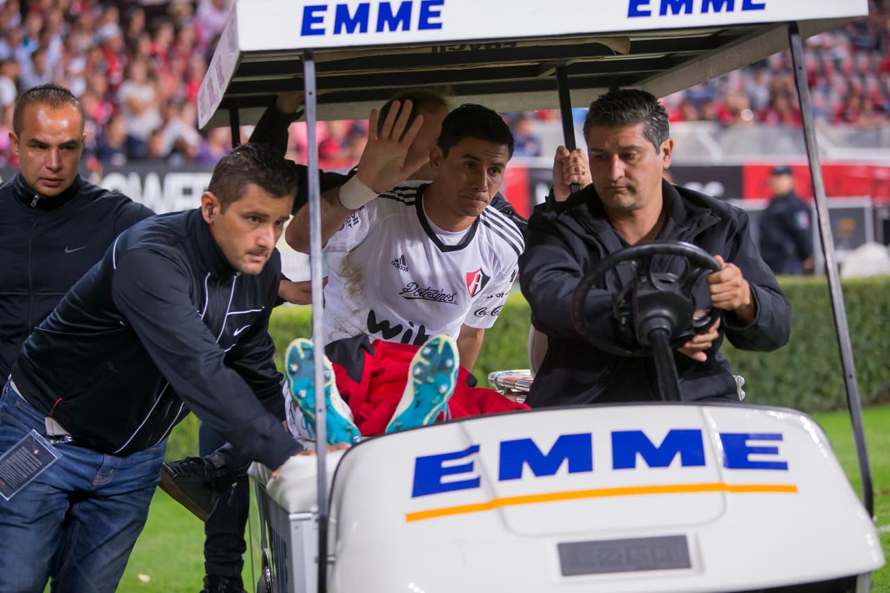 Photo during the match Atlas vs Tigres, Corresponding 8th round of the Torneo Apertura 2017 Liga BBVA Bancomer the MX, at Jalisco Stadium. Foto durante el Partido Atlas vs Tigres, Correspondiente a la Jornada 8 del Torneo Apertura 2017 de la Liga BBVA Bancomer MX, en el Estadio Jalisco, en la foto: Oscar Ustari Atlas 01/11/2017/MEXSPORT/Cristian de Marchena