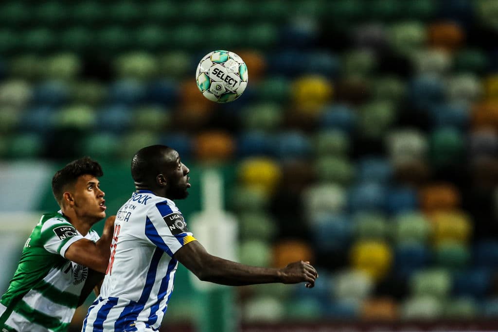 El mexicano y Mateus Uribe marcaron los goles del Porto; Vietto rescató el empate sobre la recta final del juego. Nuno Santos (9’) abrió el marcador, Mateus Uribe (25’) empato y el ‘Tecatito’ (45’) le dio la vuelta al marcador con un tremendo golazo. Vietto (87’) apagó la fiesta al final del juego.