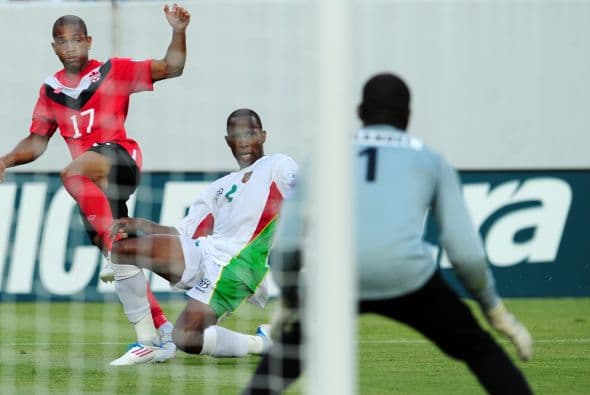 Los norteamericanos estuvieron cerca de hacer el segundo pero no hubo puntería.