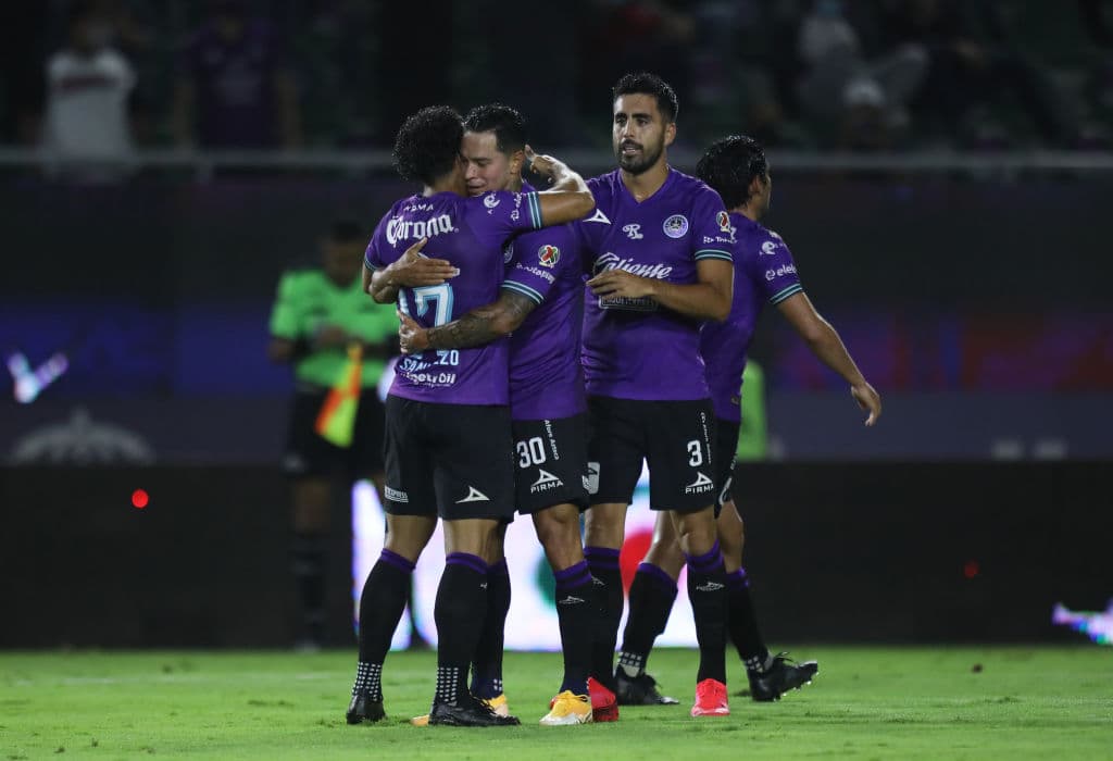 Aristeguieta (18’), Sanvezzo (35’) y Nico Díaz (80’) marcaron los tantos del partido. Ambos conjuntos acumulan 10 unidades en el Guard1anes 2021.