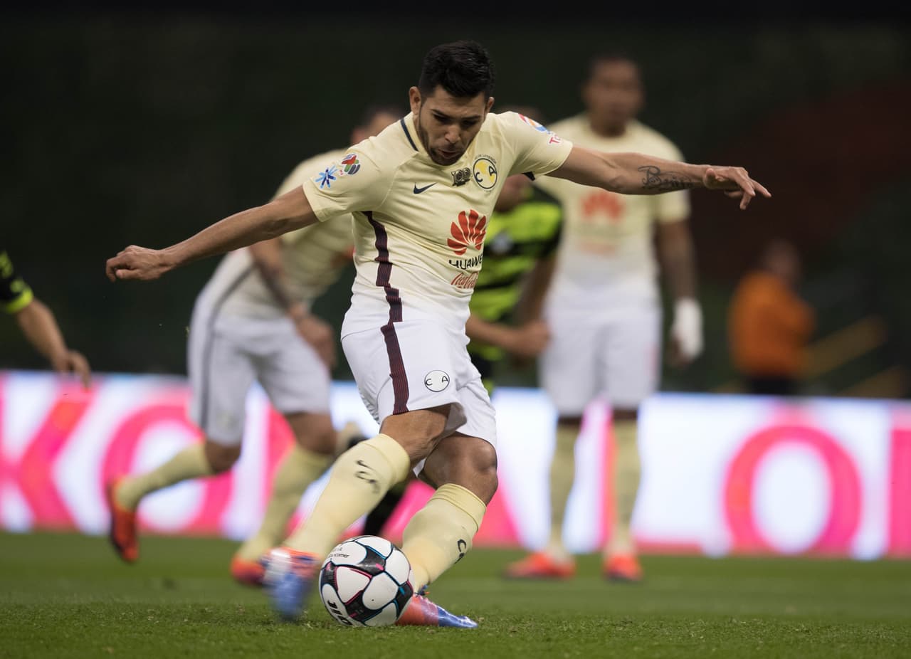 No es que América debiera retomar el pasó en el Apertura 2016, pero sufrió una dolorosa eliminación en las semifinales de la Copa MX ante Chivas y el duelo ante Santos sirvió para relamerse las heridas. De paso también para enseñar que dejaron pronto atrás el descalabro con el Rebaño.