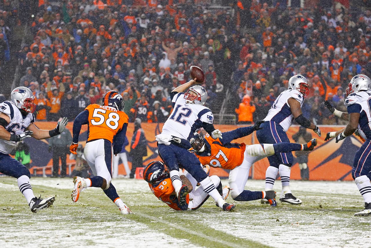 2. NEW ENGLAND PATRIOTS - Perdieron el invicto pero sigue siendo un rival muy duro de vencer. Tom Brady y la ofensiva tuvieron en la lona a los Broncos, pero fallaron los equipos especiales y la defensiva. Otro descuido y Denver los puede desplazar del número uno en la Conferencia Americana.