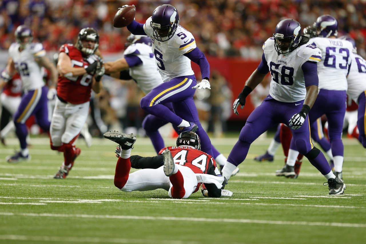 6. MINNESOTA VIKINGS - La derrota con Green Bay interrumpió una espectacular racha ganadora que hubiera sido de 7 triunfos consecutivos. Sin embargo corrigieron el rumbo contra Atlanta y se apoderaron de la cima en el Norte NFC. Van a llegar hasta donde las piernas de Adrian Peterson aguanten.