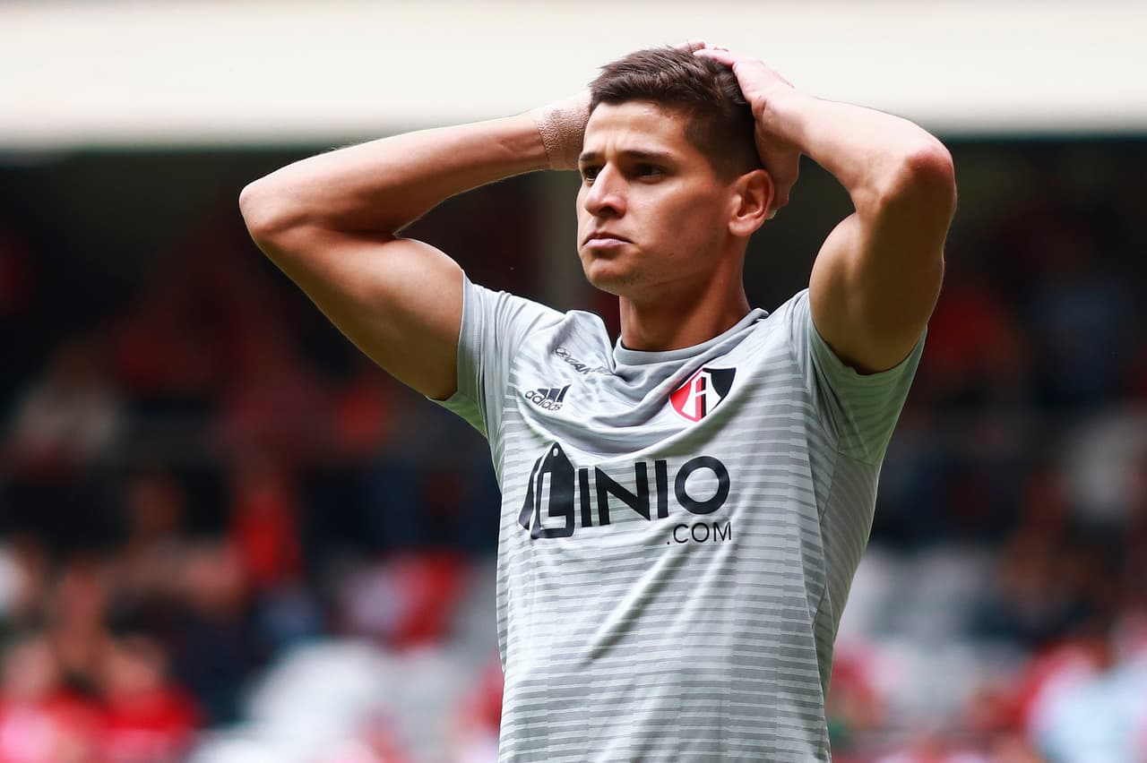 Atlas no fue efectivo en el estadio Nemesio Diez y pagó con derrota esa sequía.