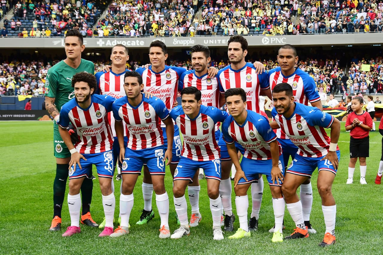 Chivas presenta un equipo atractivo para disputar el Clásico Nacional en tierras estadounidenses.