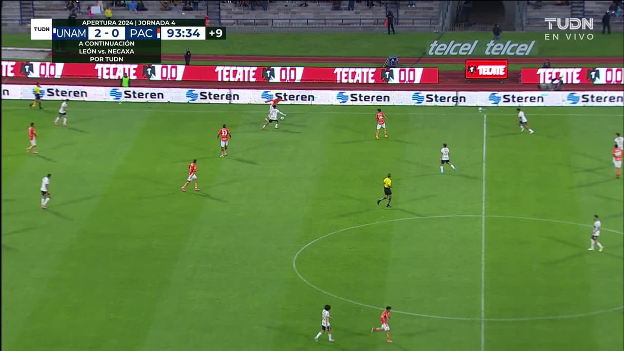 ¡TIRO ATAJADO! disparo por Rodrigo López.