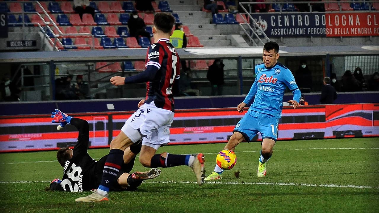 En Italia aseguran que 'Chucky' Lozano no es tan bueno, tras doblete