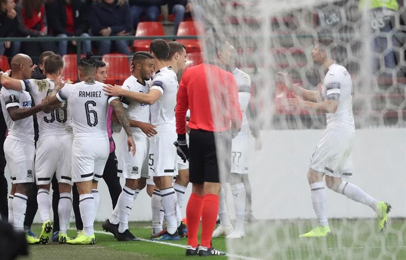 Al minuto 39 del primer tiempo, Ari puso el 0-1 de visita con pase de Sergei Petrov para tomar la ventaja antes del descanso.