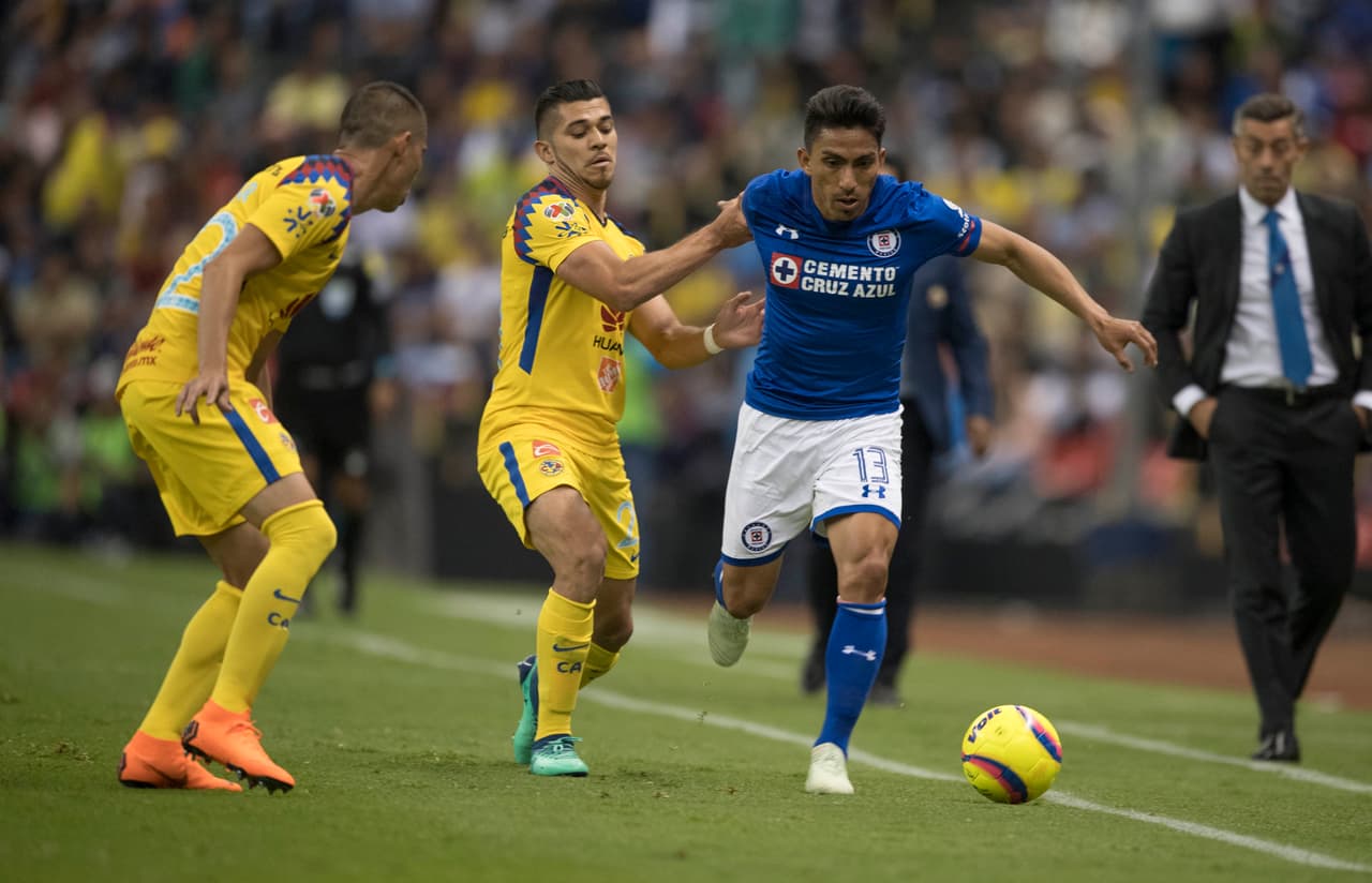 En la segunda mitad se vivieron muchas jugadas de peligro pero el marcador ya no se movió.