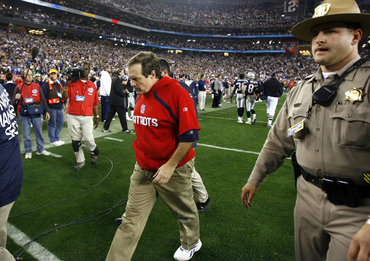 Primera vez en su carrera como entrenador en jefe, Bill Belichick sale derrotado del campo luego de un Super Bowl. Para su mala fortuna no sería el único ante los neoyorquinos de Tom Coughlin.