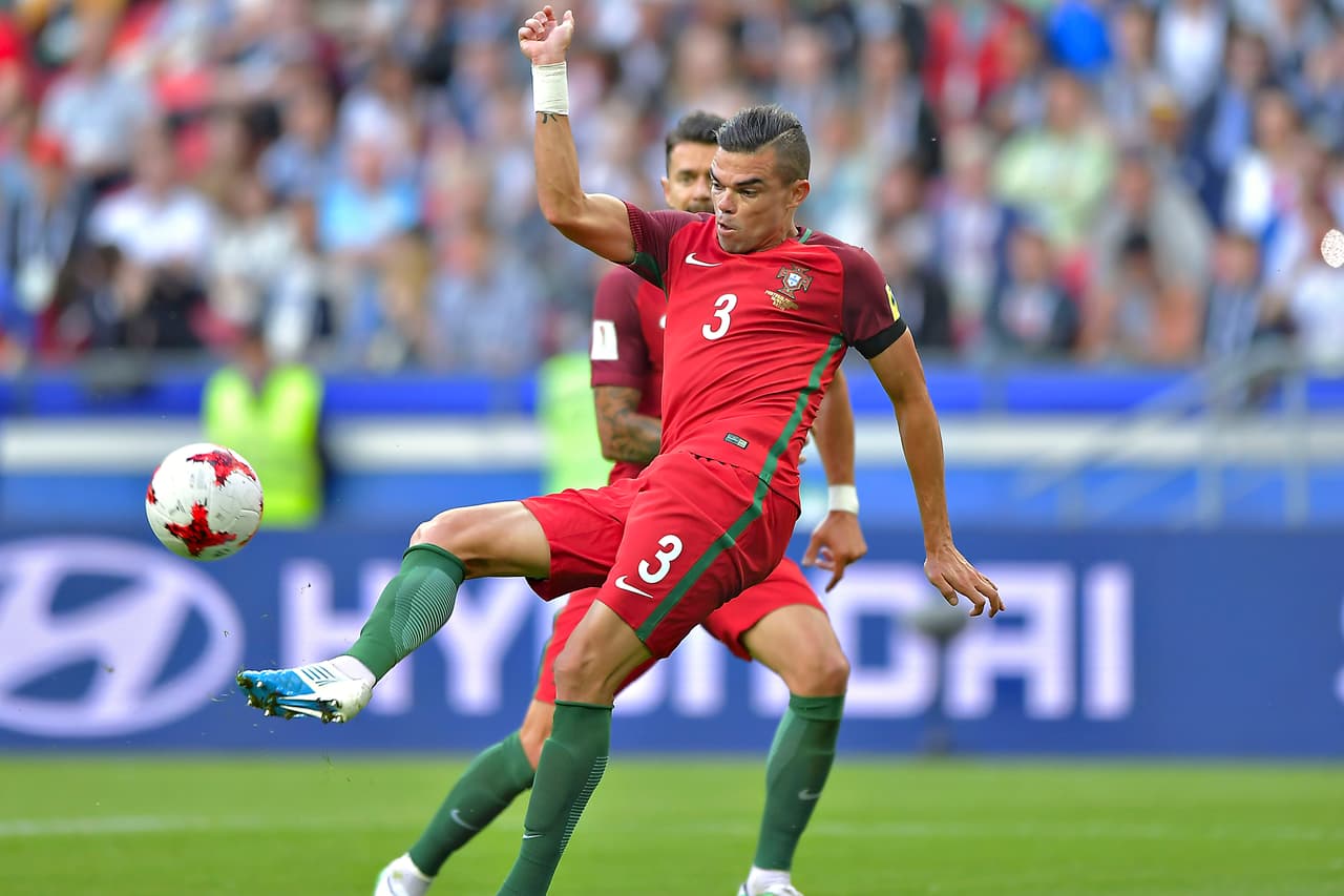 Pepe, agente libre, estaría listo para firmar con Besiktas. Las negociaciones con el PSG se habrían caído.