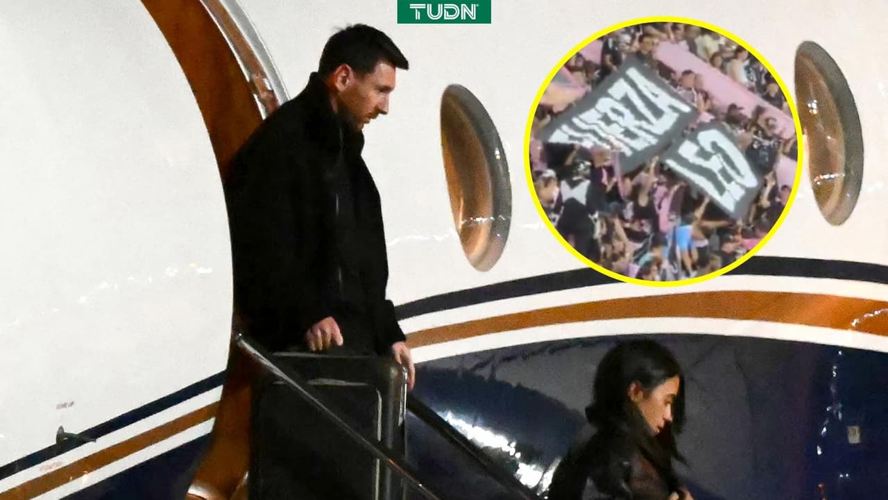 ¡Fuerza Messi! Lionel y su esposa llegan a Argentina