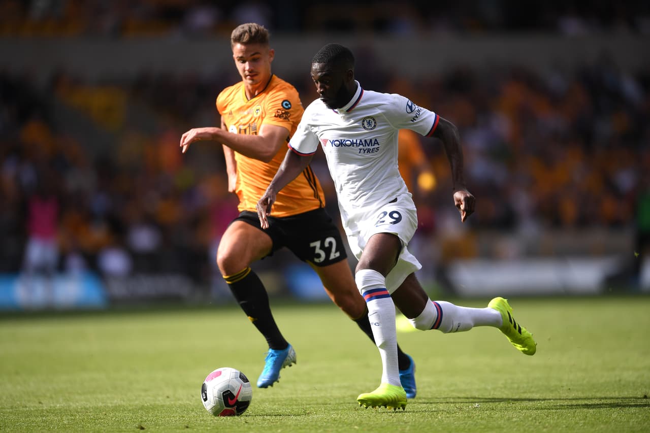 Chelsea venció 5-2 a Wolverhampton con hat-trick de Tammy Abraham, que se colocó como líder goleador con 7 tantos. Raúl Jiménez jugó 70' pero no anotó gol.