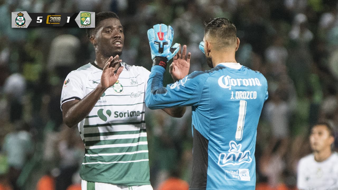 Con un Djaniny de ensueño, Santos destrozó a León