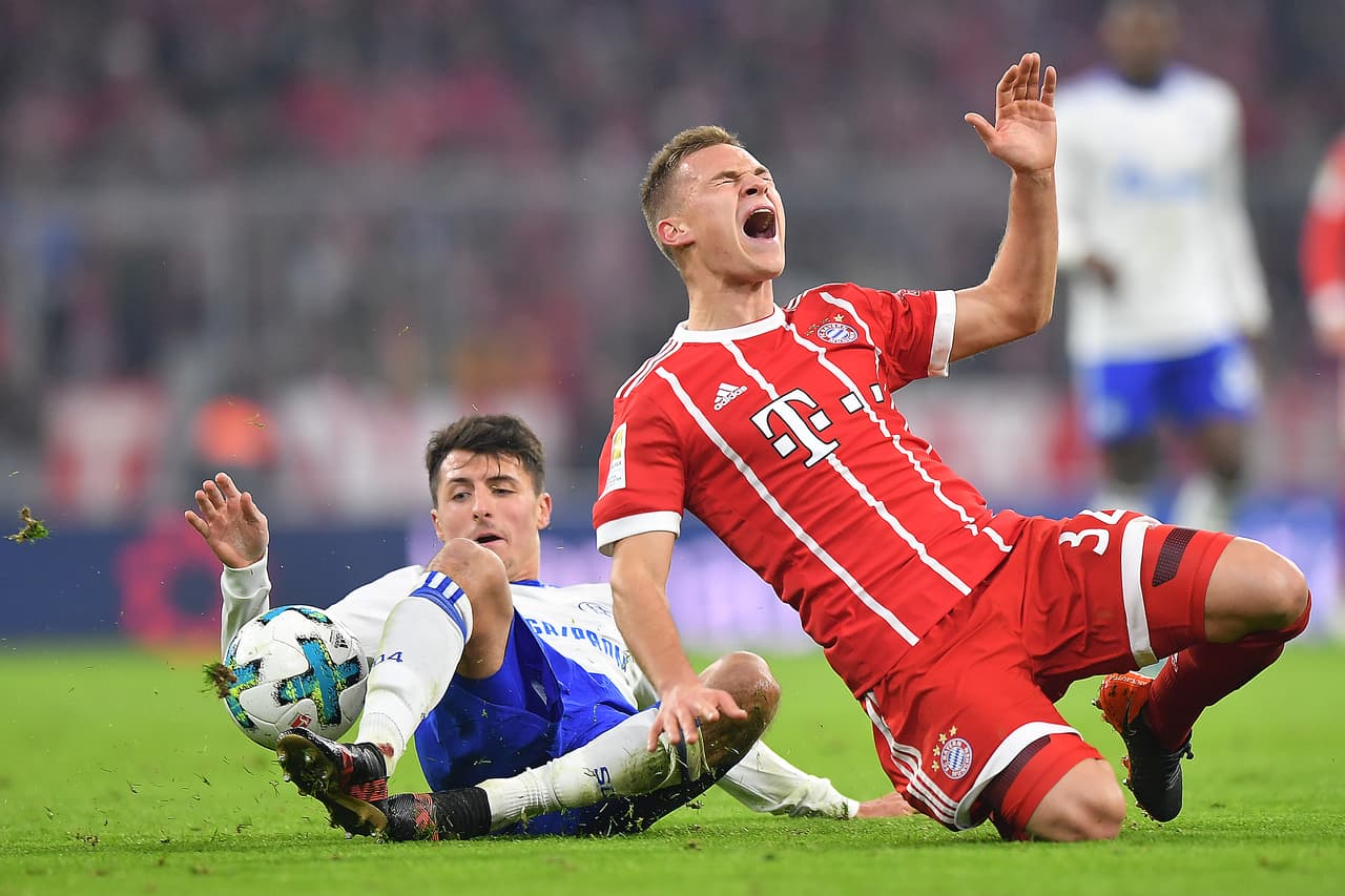 Para el segundo tiempo, el juego apenas fue de trámite sin que Schalke ofreciera mayor peligro.