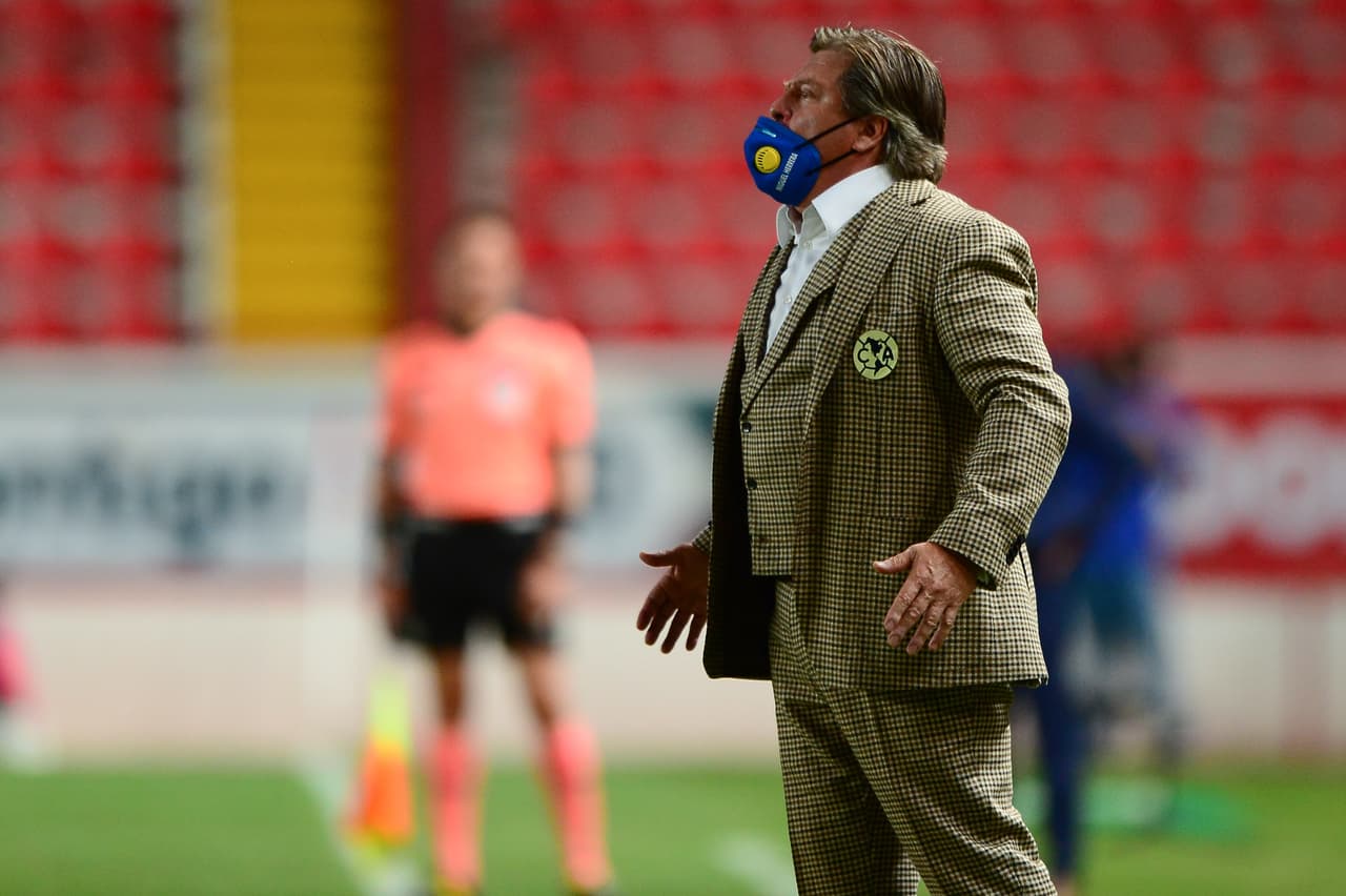 'Piojo' Herrera culpa al árbitro tras empatar con Necaxa