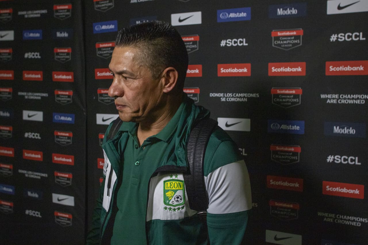 Ambriz: "Aún no sé si puedo contar con Rubens Sambueza"