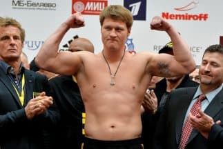 Alexander Povetkin acabó con el ascenso de Carlos Takam.